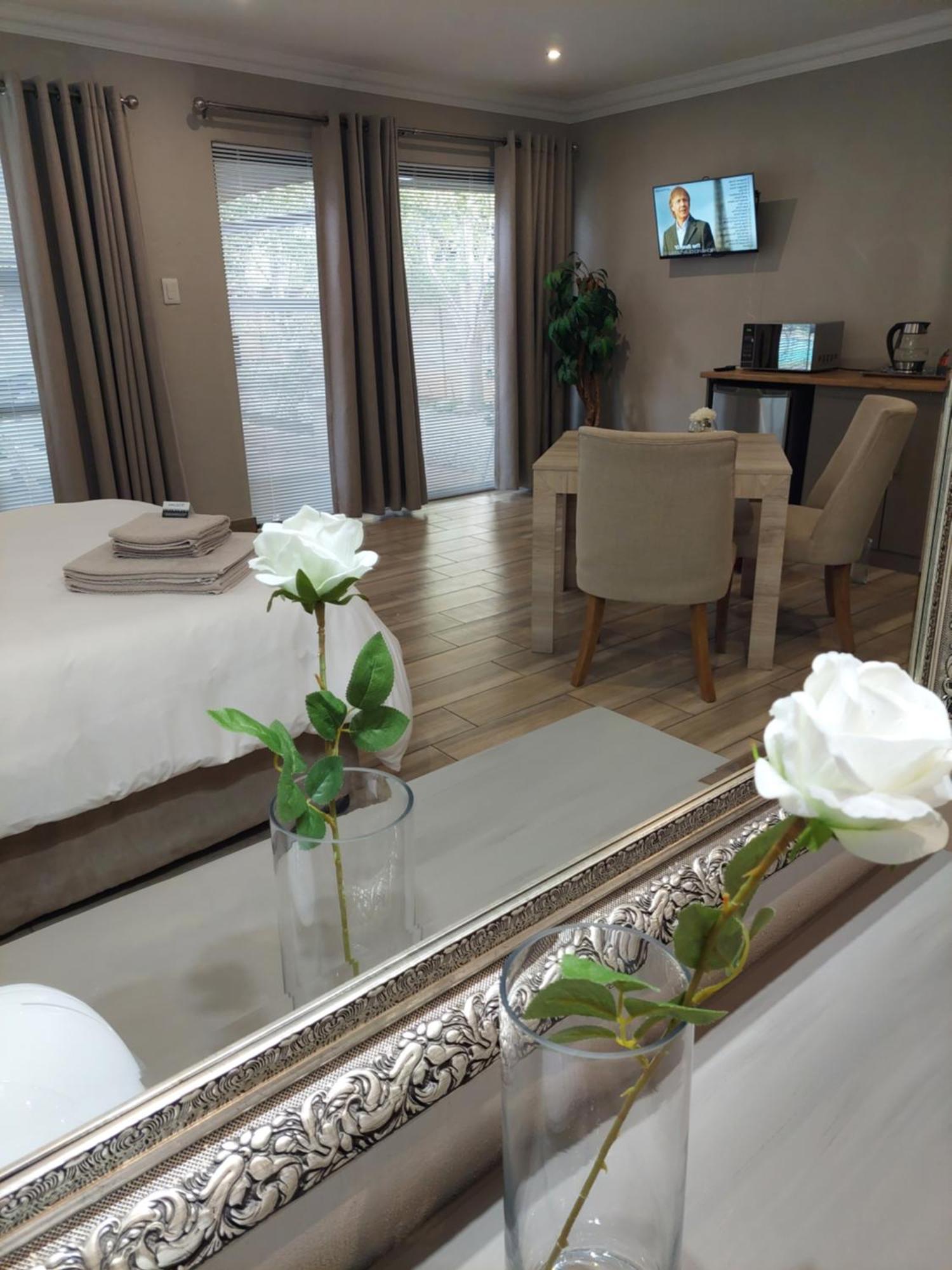 Bella Rosa Bed and Breakfast Potchefstroom Eksteriør billede